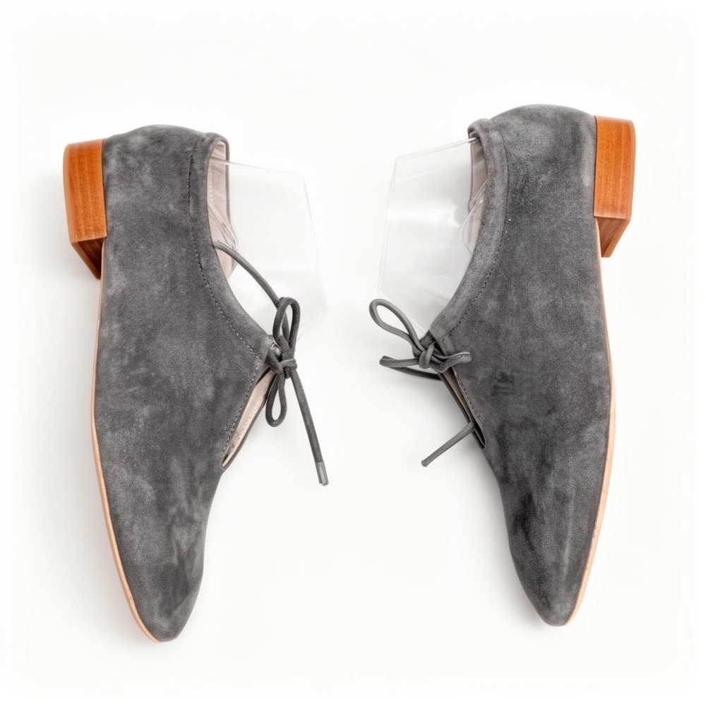 Jeffrey Campbell Grey Suede Dancer Flat
Size 7 - Picture 5 of 5